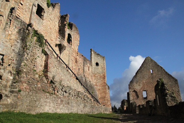 1h_Burgen_und_Schloesser_im_Breisgau